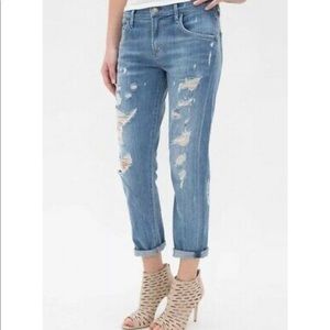 AGOLDE Isabel Distressed Boyfriend Jean 26